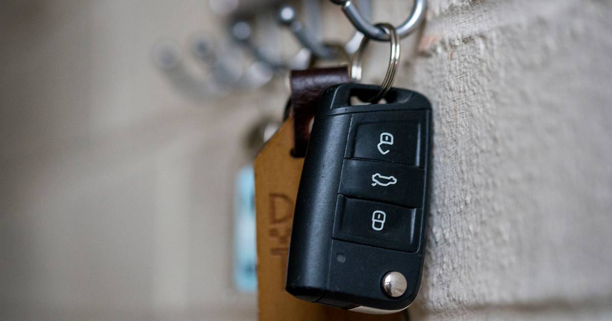 cost for dealer to program key fob