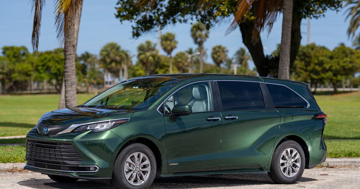 The Best AWD Minivans Best AWD Minivan 2023 Bumper