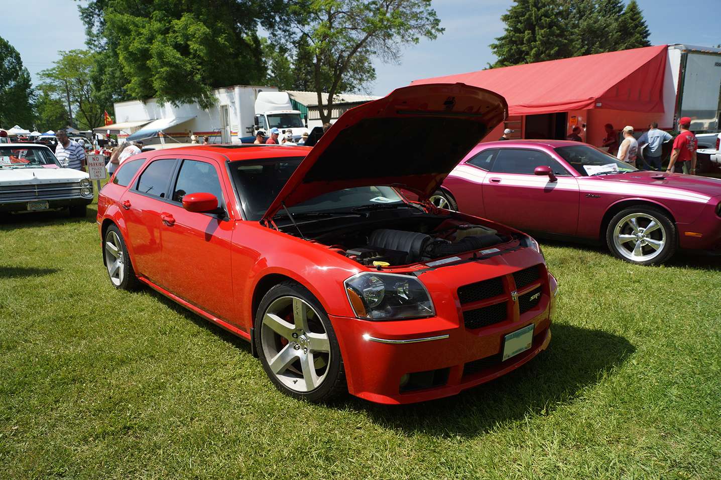 Dodge Magnum SRT-8