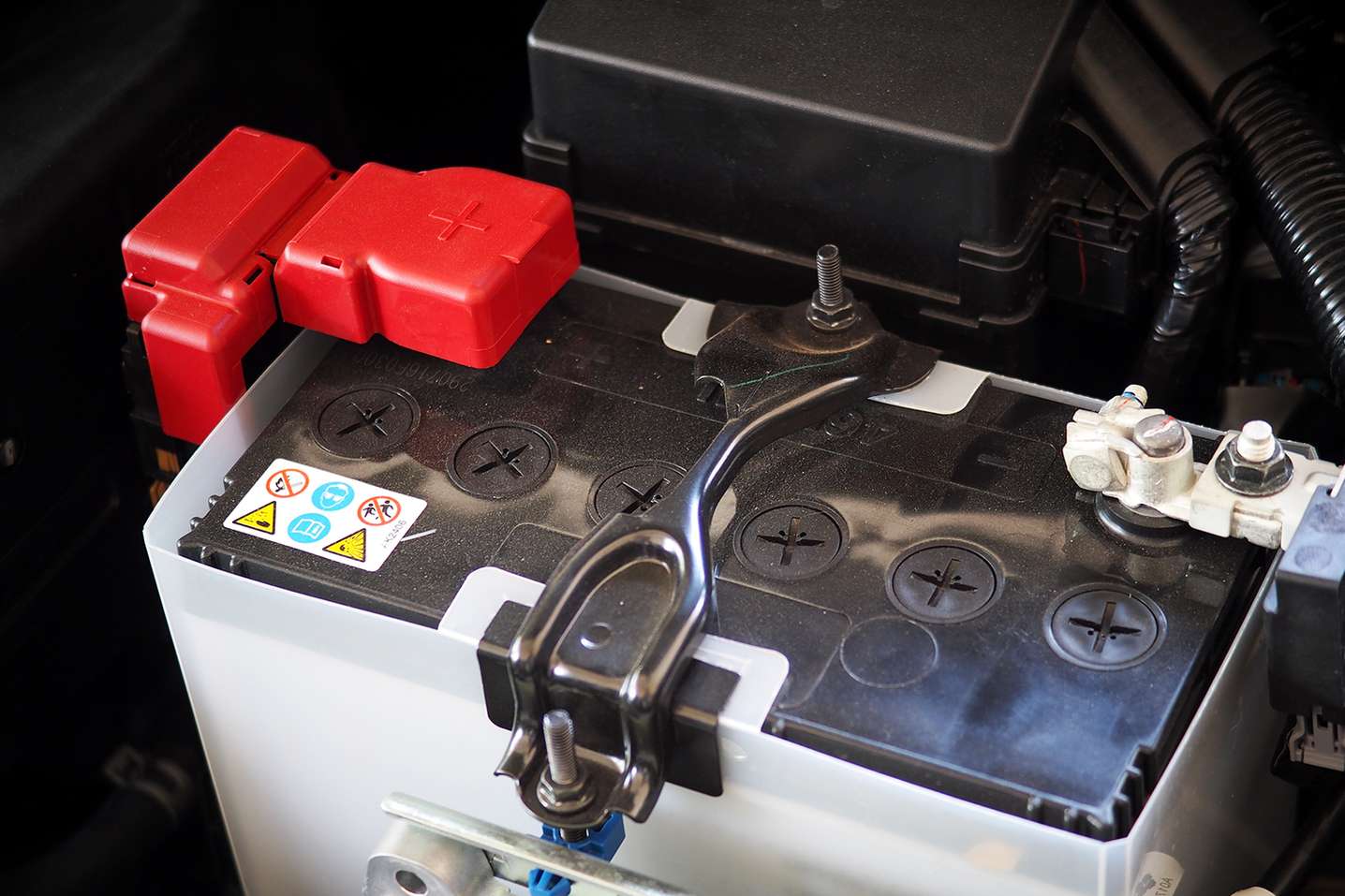  What to Do if Your Car Battery Dies