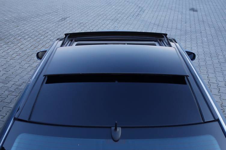 Sunroof vs. Moonroof What's the Difference?